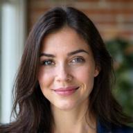 Portrait de Madame Sophie Dubois, Directrice Pédagogique d'Élan Pédagogue